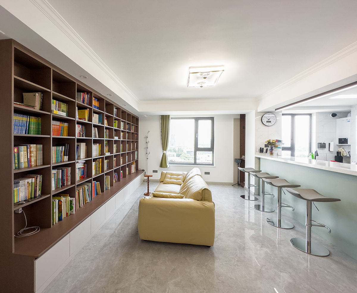 書香與咖啡香交織，現代風雅居大公開